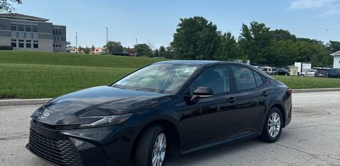 Toyota Camry Hybrid 2025