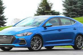 Hyundai Elantra 2017 in Montréal