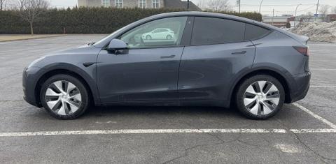 Tesla Model Y 2021