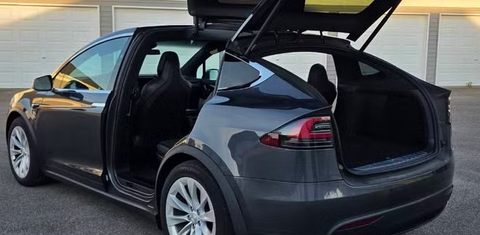 Tesla Model X 2017