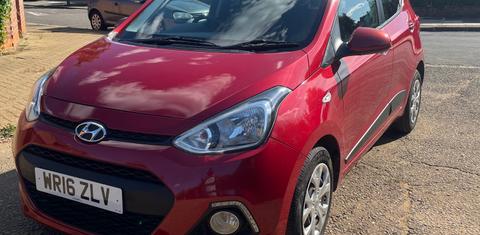 Hyundai i10 2016