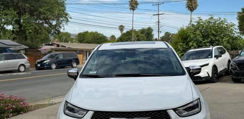 Chrysler Pacifica 2023