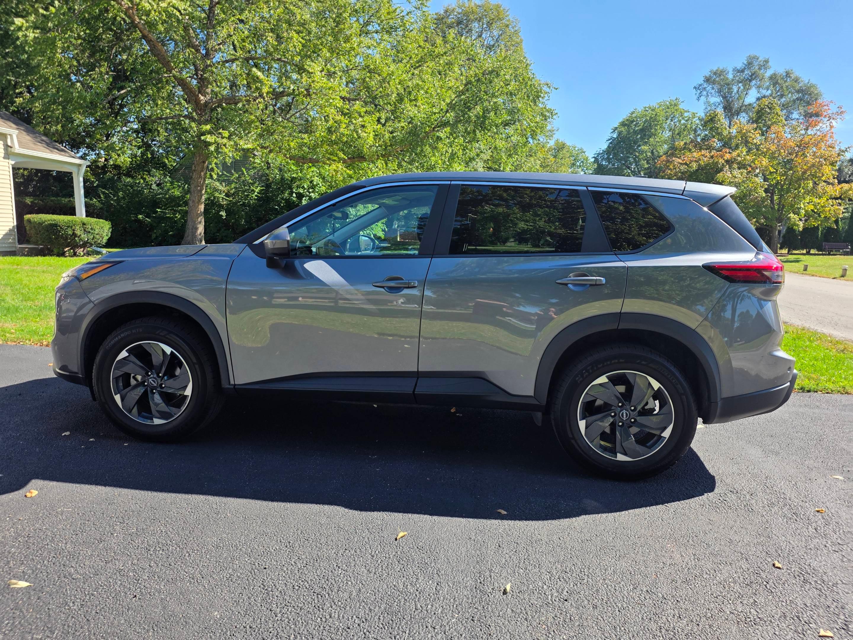 Nissan Rogue 2024 in Aurora, IL