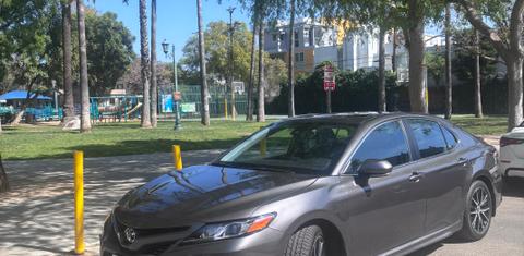 Toyota Camry Hybrid 2023