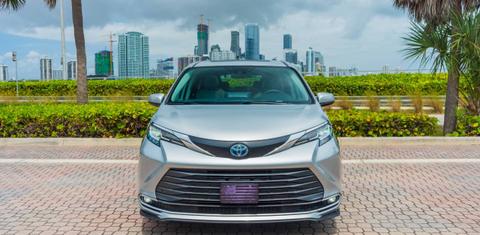Toyota Sienna 2021