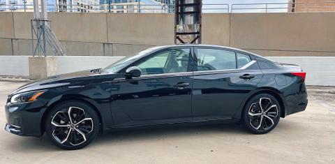 Nissan Altima 2024