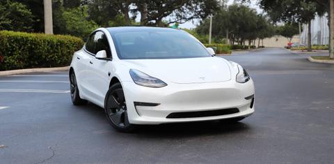 Tesla Model 3 2021