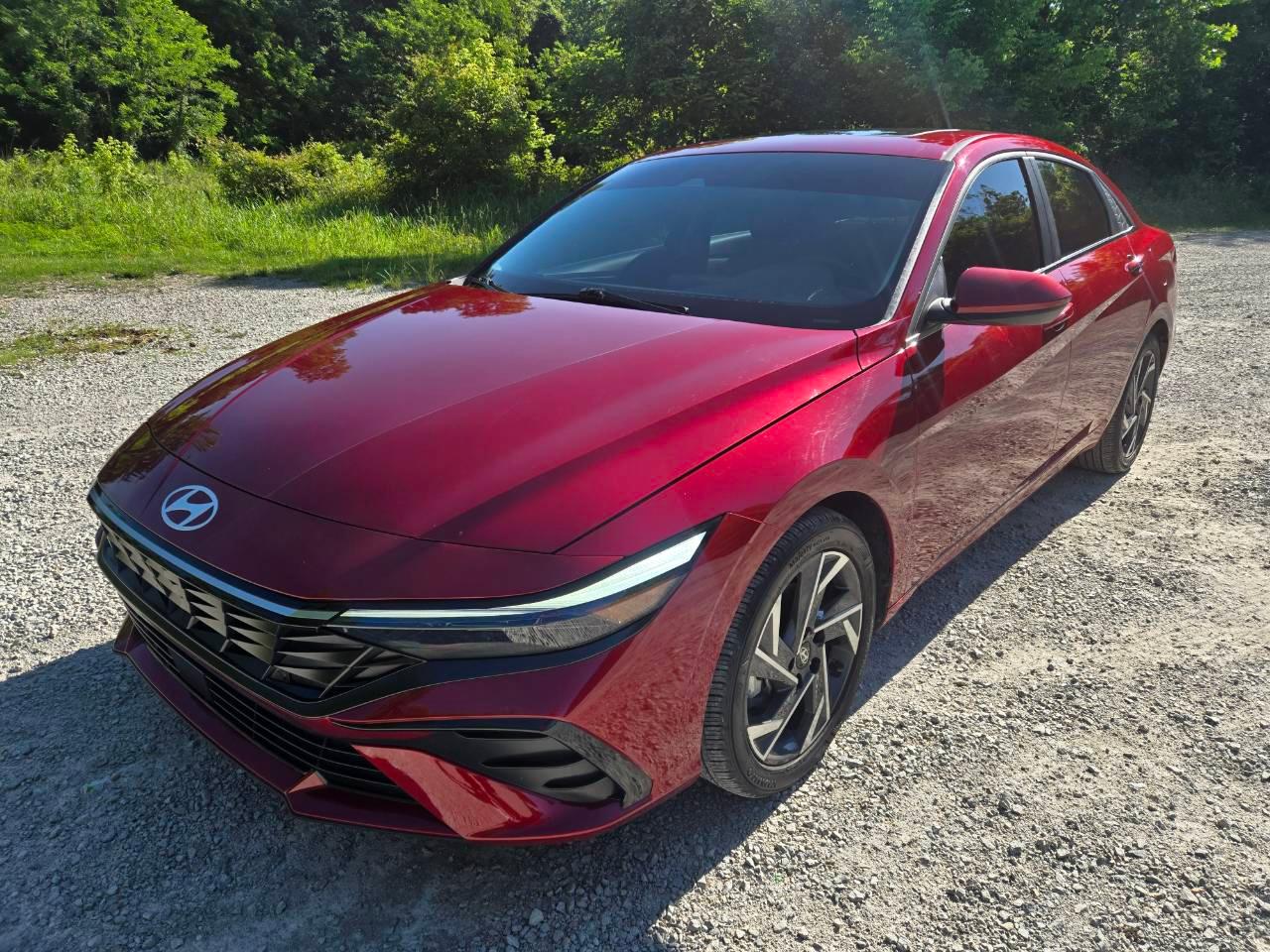 Hyundai Elantra 2024 in Louisville, KY