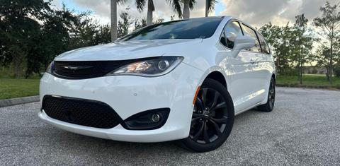 Chrysler Pacifica 2019