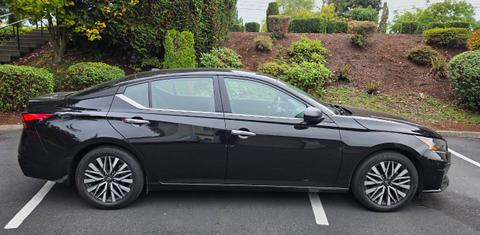 Nissan Altima 2025