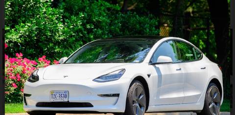 Tesla Model 3 2022