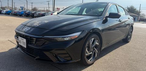 Hyundai Elantra 2024