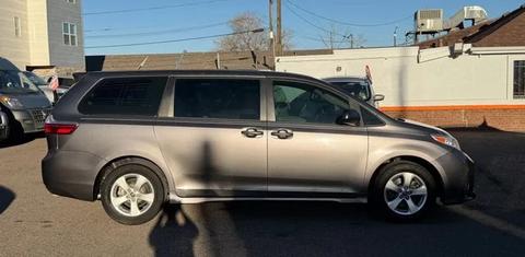 Toyota Sienna 2018