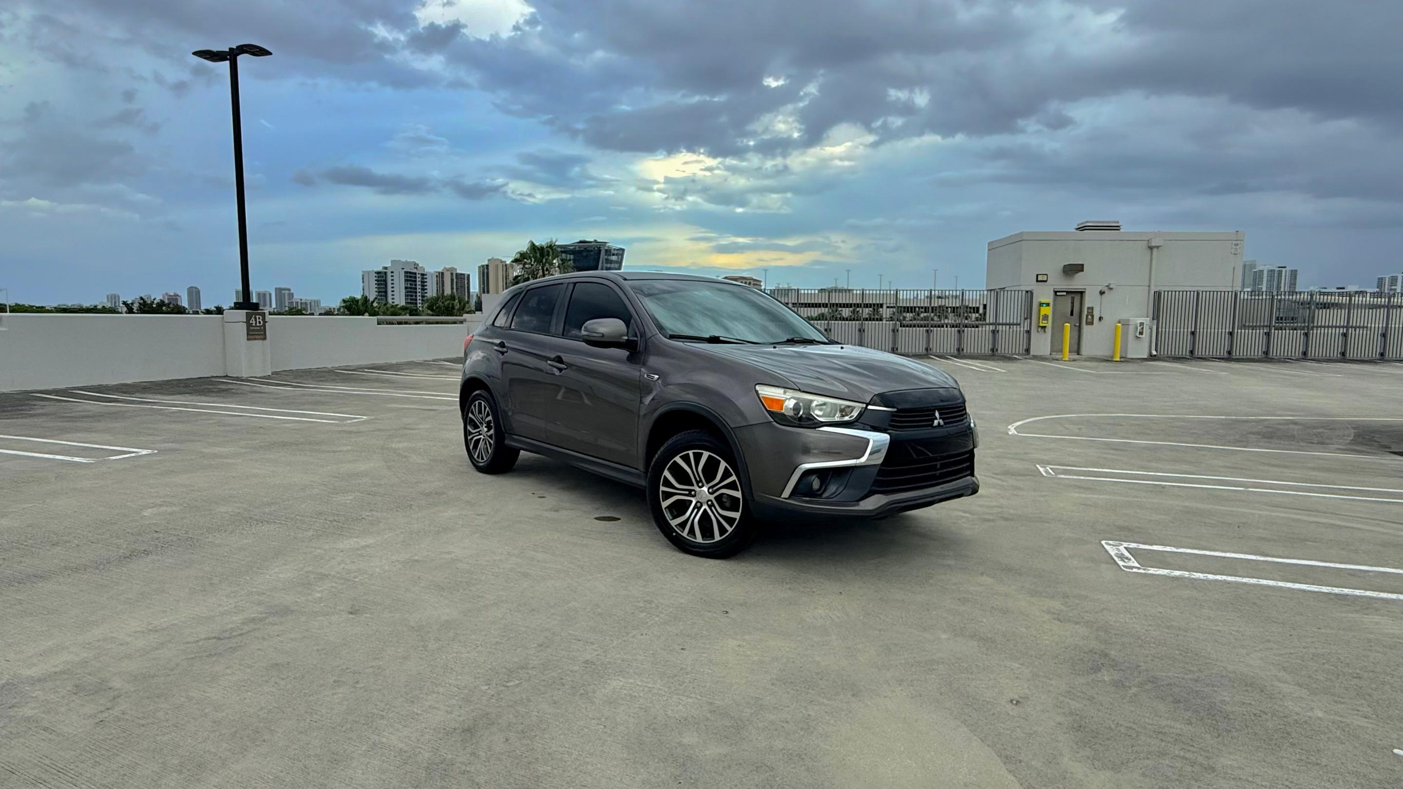 Mitsubishi Outlander Sport 2017 in Miami, FL