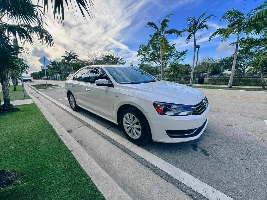 Volkswagen Passat 2015 in Los Angeles, CA
