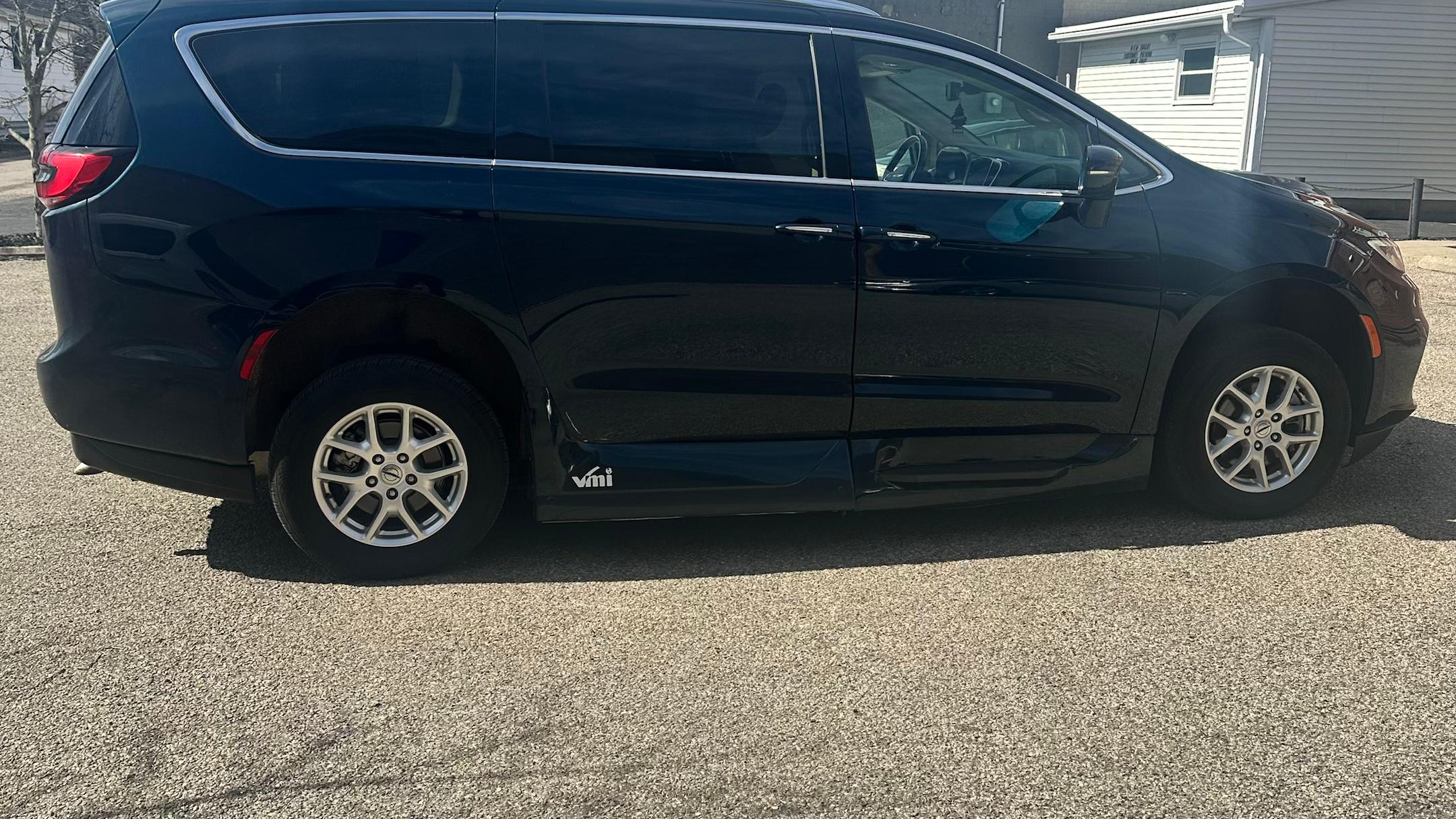 Chrysler Pacifica 2021 in Cincinnati, OH