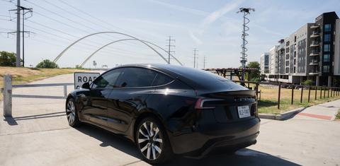 Tesla Model 3 2025