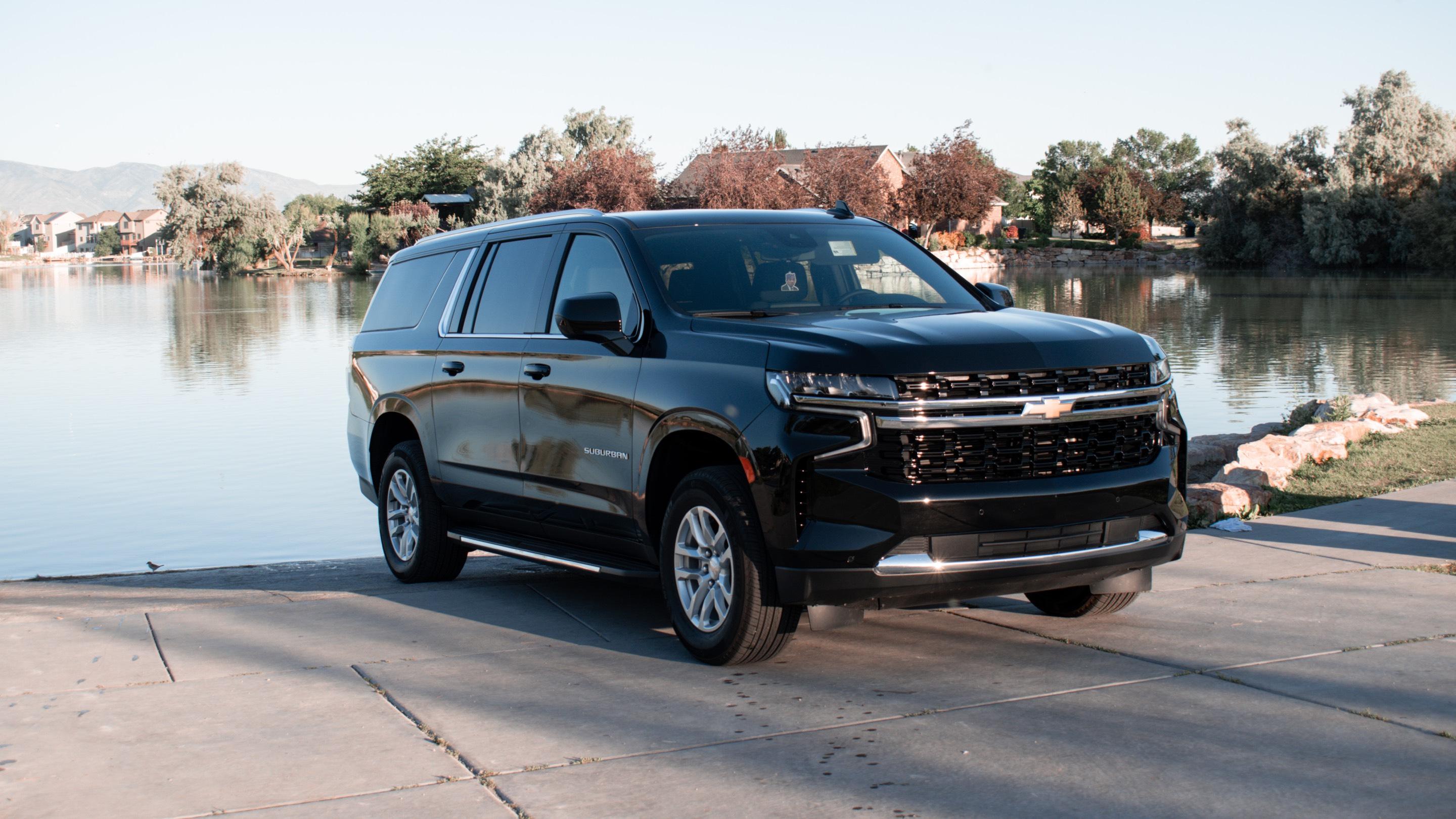 Chevrolet Suburban 2023 in 