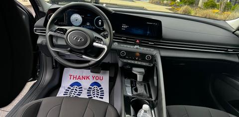 Hyundai Elantra 2023