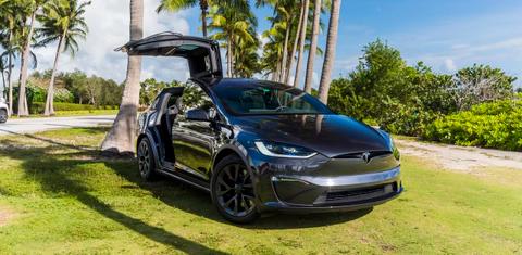 Tesla Model X 2024