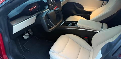 Tesla Model S 2021
