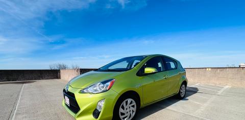 Toyota Prius c 2015