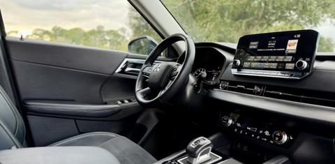 Mitsubishi Outlander 2024