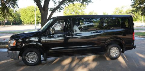 Nissan NV 2017