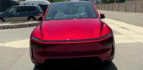 Tesla Model Y 2026