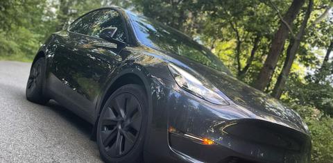 Tesla Model Y 2024