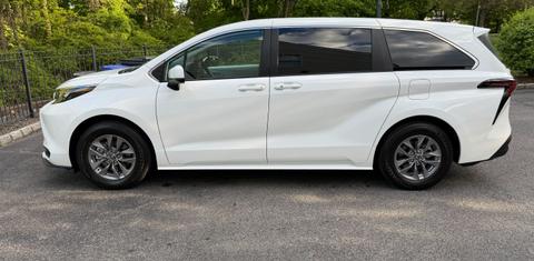 Toyota Sienna 2026
