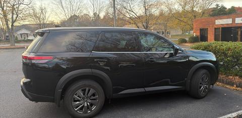Nissan Pathfinder 2025