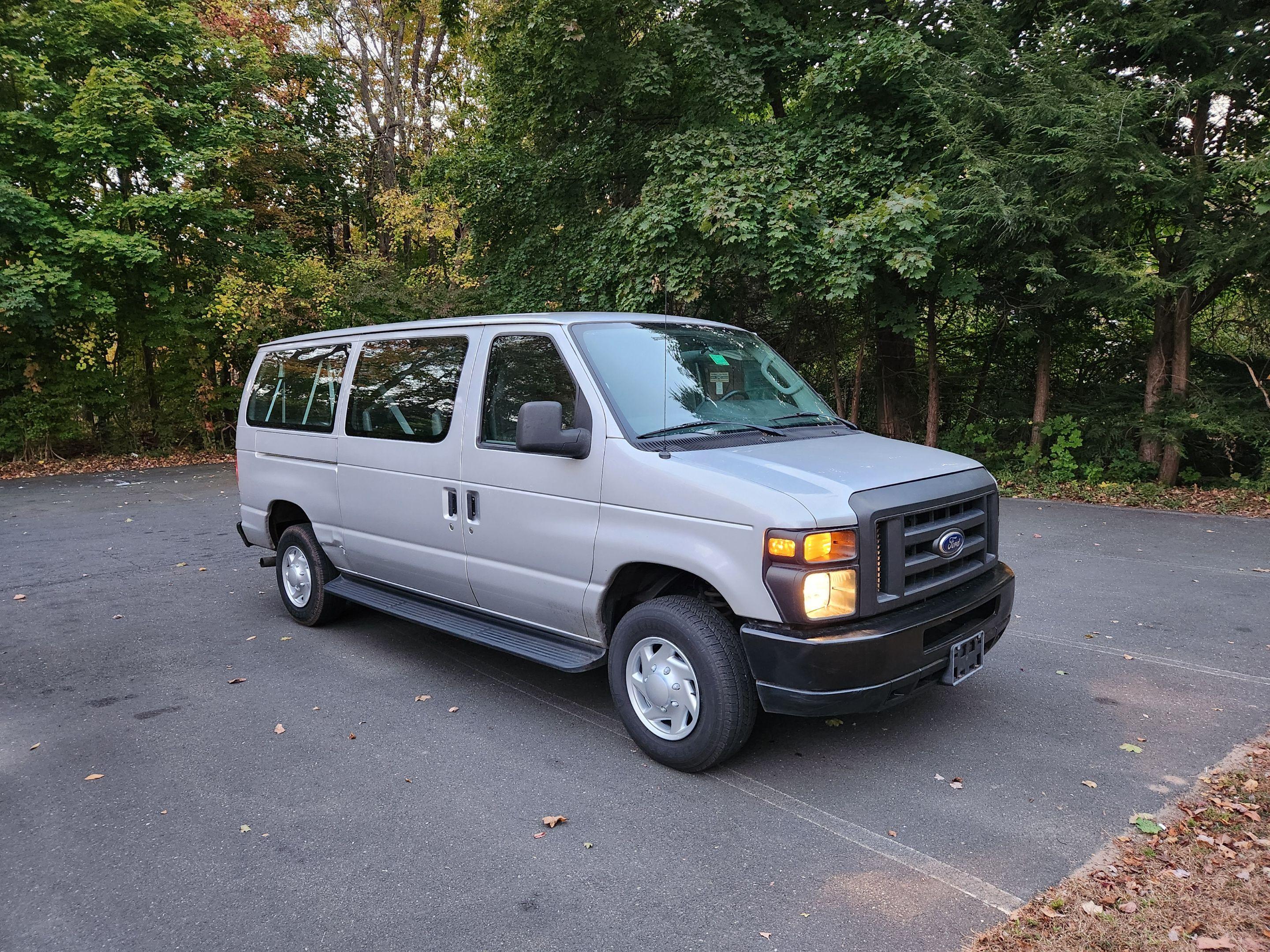 Ford Econoline 2014 in Tariffville, CT