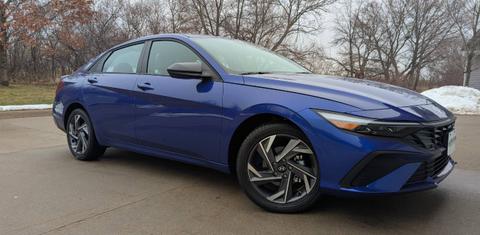 Hyundai Elantra 2025