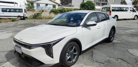 Kia K4 2025