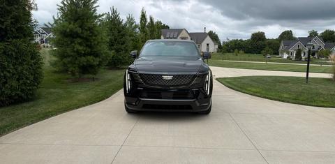 Cadillac Escalade IQ 2025