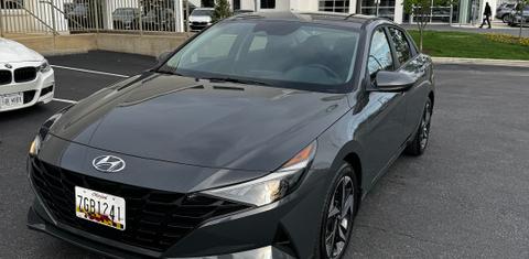 Hyundai Elantra 2023