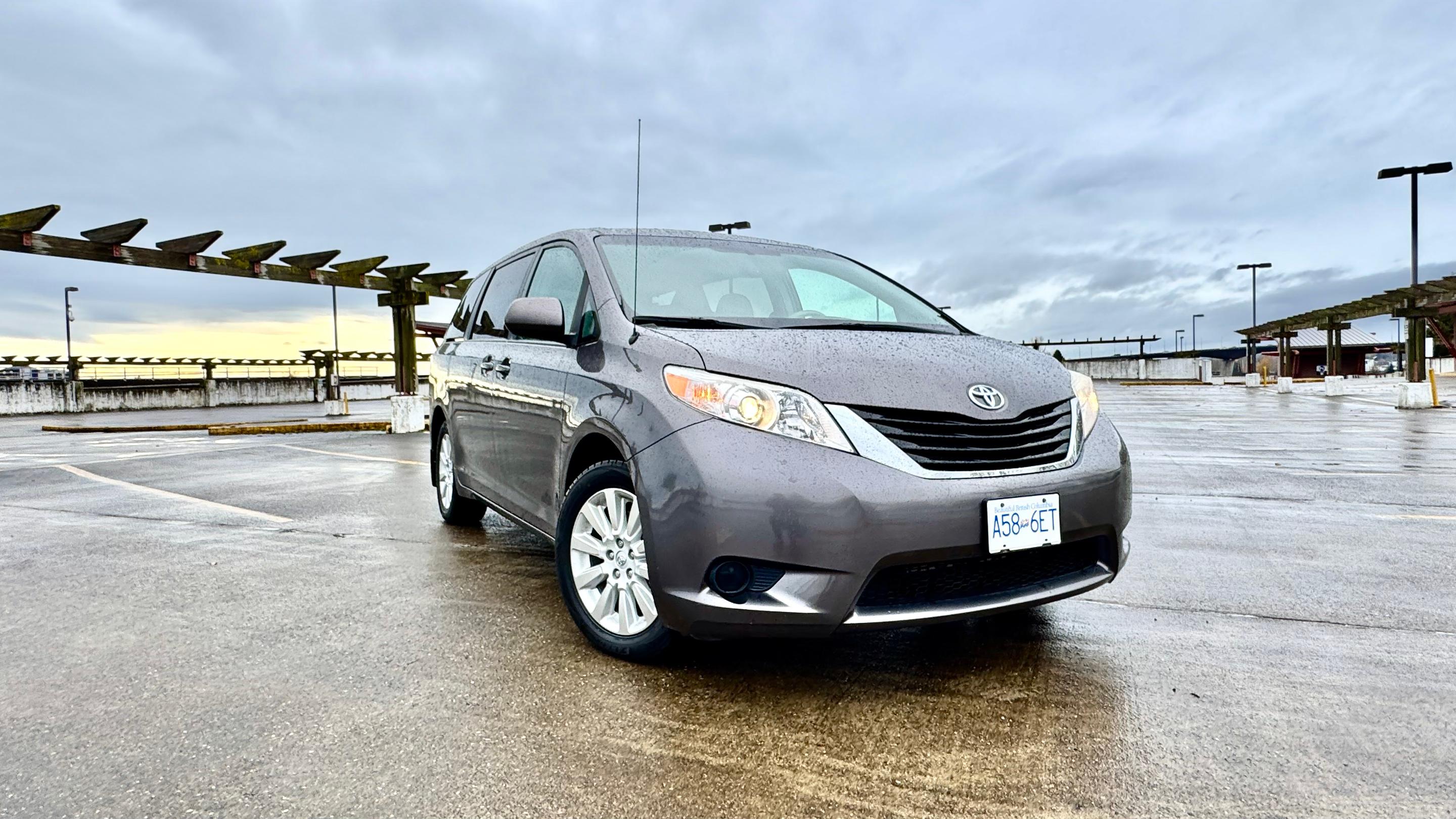 Toyota Sienna 2013 in Richmond, BC