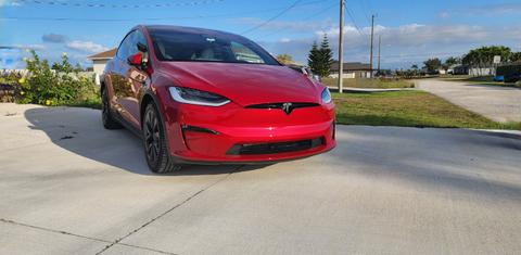 Tesla Model X 2022