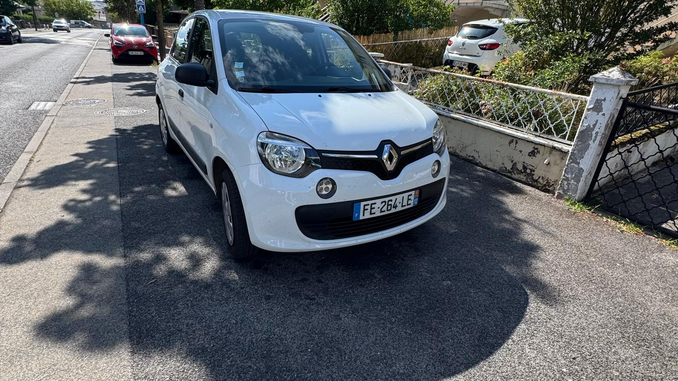 Renault TWINGO III 2019 à Rodez