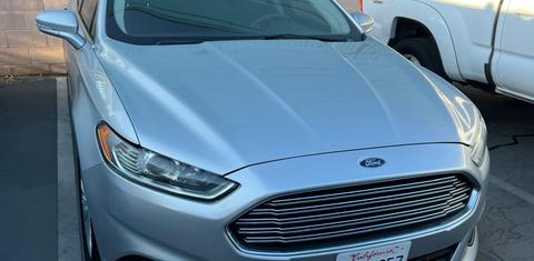 Ford Fusion Hybrid 2015