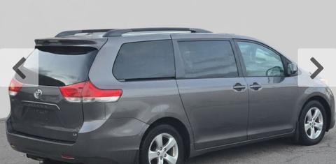 Toyota Sienna 2013