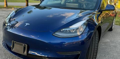 Tesla Model 3 2022