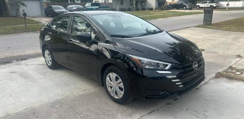Nissan Versa 2025