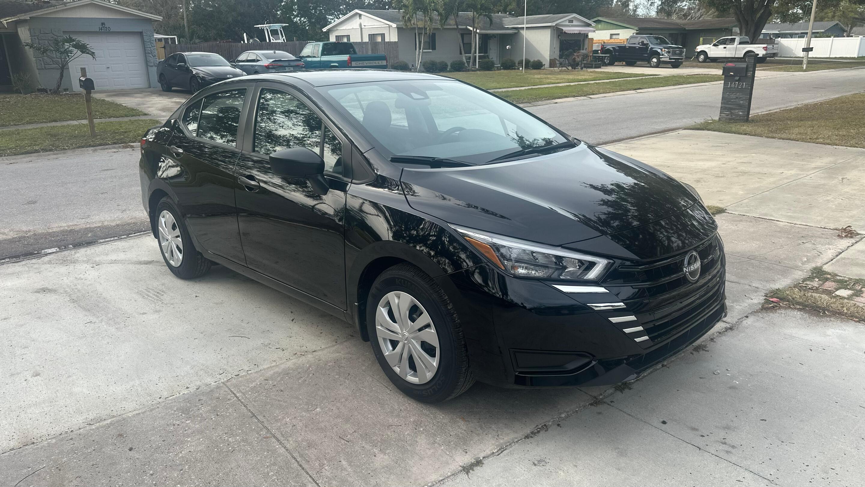 Nissan Versa 2025 in 