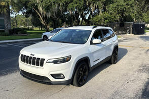 Jeep Cherokee car