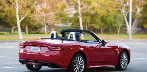 FIAT 124 Spider 2017