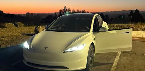 Tesla Model 3 2025