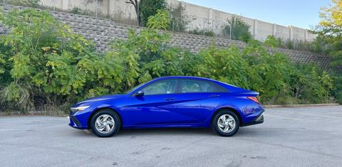 Hyundai Elantra 2024