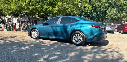 Toyota Camry Hybrid 2025